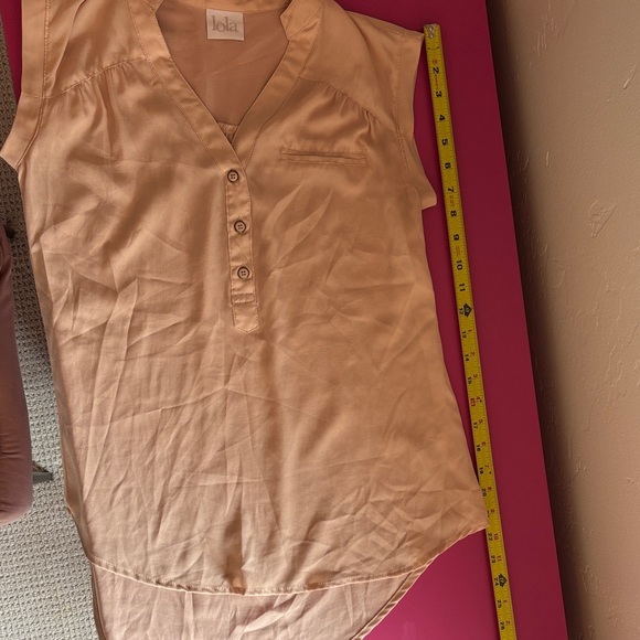 Lola Women's Blouse in Soft Beige - Picture 7 of 8